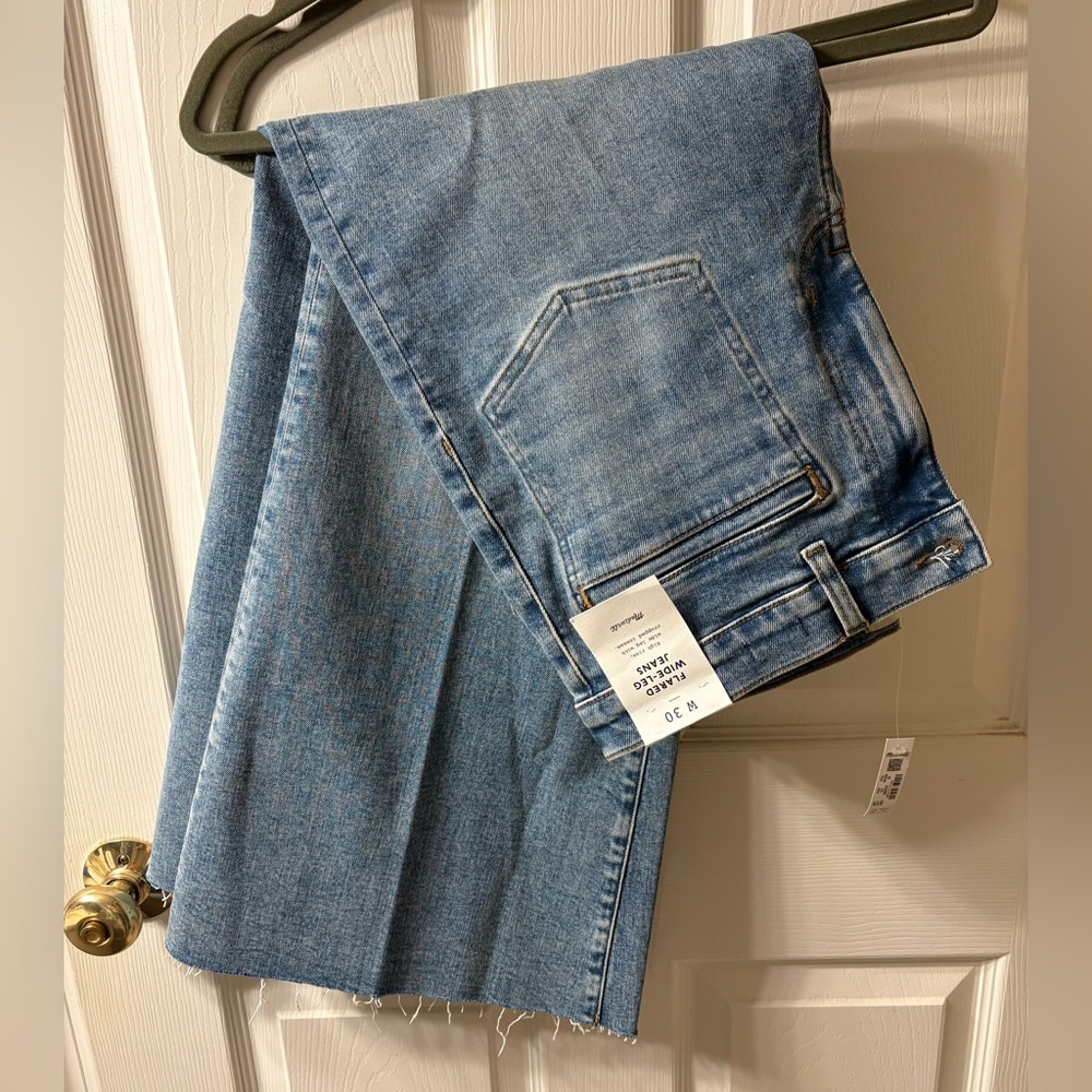 NEW Madewell Flared Wide-Leg Crop Jeans NWT Shalimar Wash - Picture 5 of 5